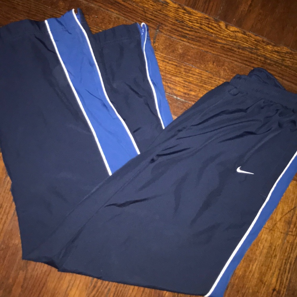 Nike jogging pants